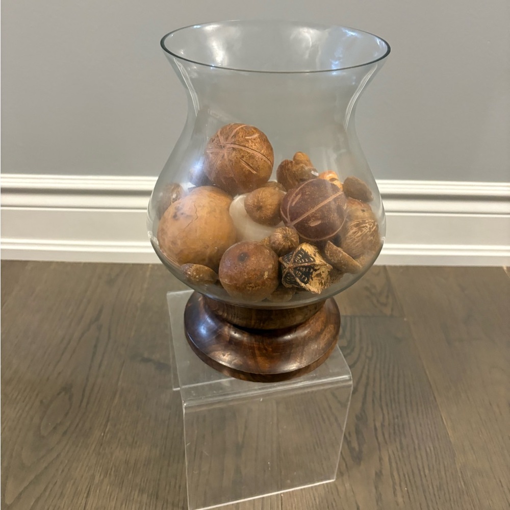 Michaels brand hurricane vase brand new retail $129